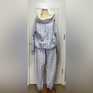 Pajamagram set size medium